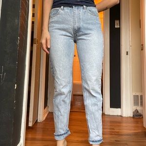 John Galt mom jeans. Size Large